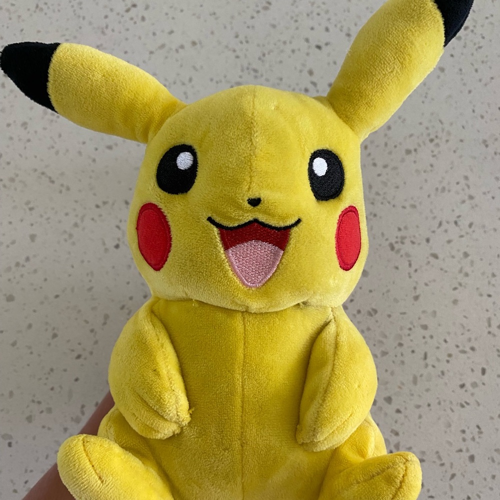 Pikachu Pokémon Plush 🔥